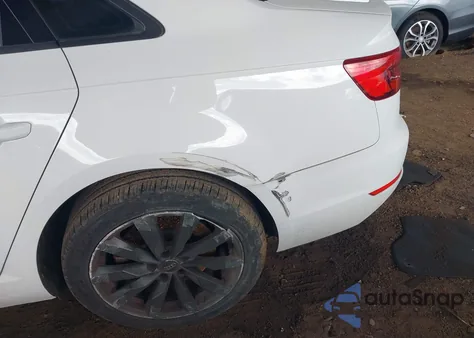 2017 Audi A4 2.0T Premium z USA, uszkodzony, nr VIN WAUANAF48HN002144